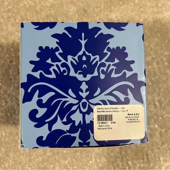 Stella and Dot Chantilly Lace Cuff - Picture 5 of 6